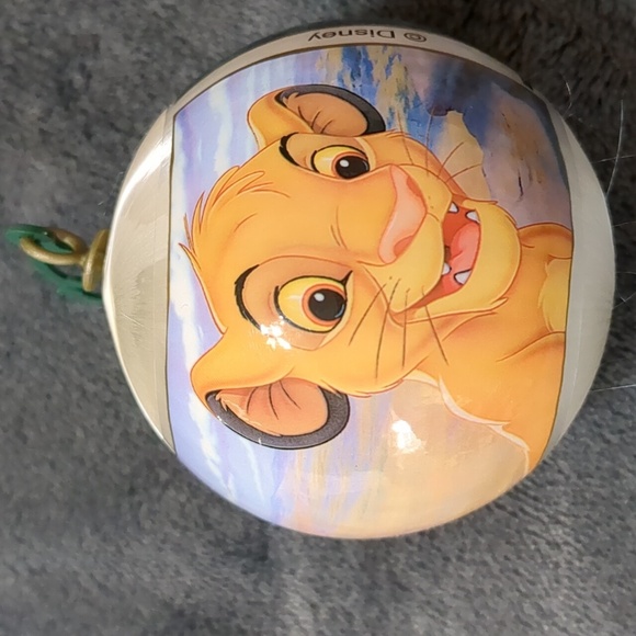 Vintage Disney’s The Lion King Christmas Ornament - Picture 4 of 5